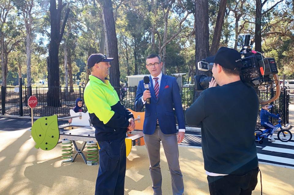 Glenn Simpson interviewed by Channel 9 news reporter, Mike Dalton