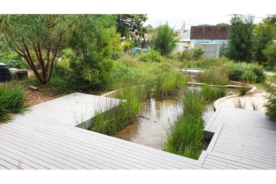 SILVER AWARD - Eco-Water Gardens, Marrickville West Primary - Commercial and Civil Construction $250,000 - $750,000