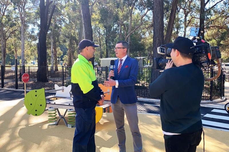 Glenn Simpson interviewed by Channel 9 news reporter, Mike Dalton